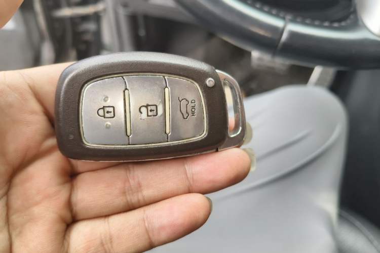 Used Hyundai ix35 2013 2.4L Automatic 2WD Leading GLX China IV Standard Vehicle Key