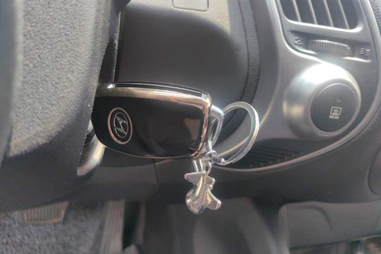 Used Hyundai ix35 2013 2.0L Automatic 2WD Comfort GL China IV Standard Vehicle Key