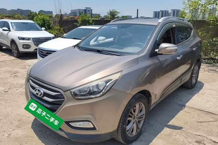 Used Hyundai ix35 2013 2.0L Automatic Two-Wheel Drive Smart GLS China IV Standard Guazi used car, China used car export, Used car for sale, Used  cars, Cheapest cars for sale