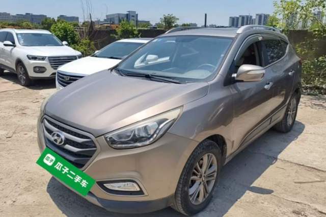 Used Hyundai ix35 2013 2.0L Automatic Two-Wheel Drive Smart GLS China IV Standard