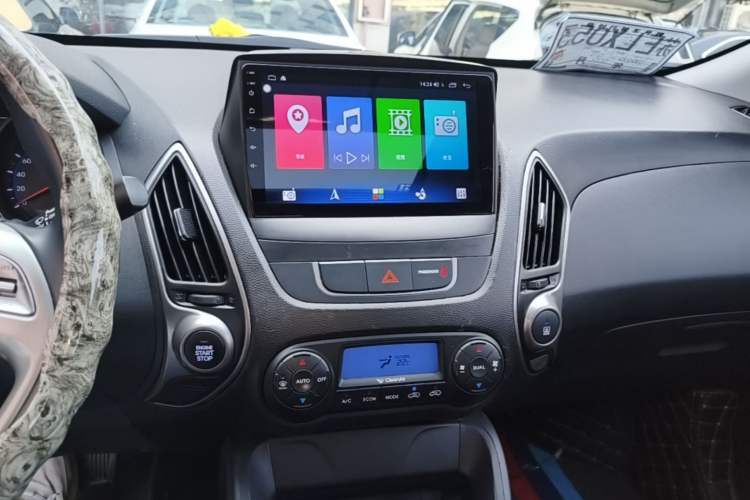 Used Hyundai ix35 2013 2.0L Automatic Two-Wheel Drive Smart GLS China IV Standard Audio And AC Panel