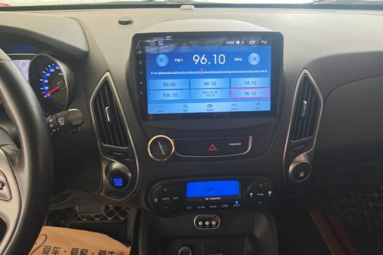 Used Hyundai ix35 2013 2.0L Automatic Two-Wheel Drive Smart GLS China IV Standard Audio And AC Panel