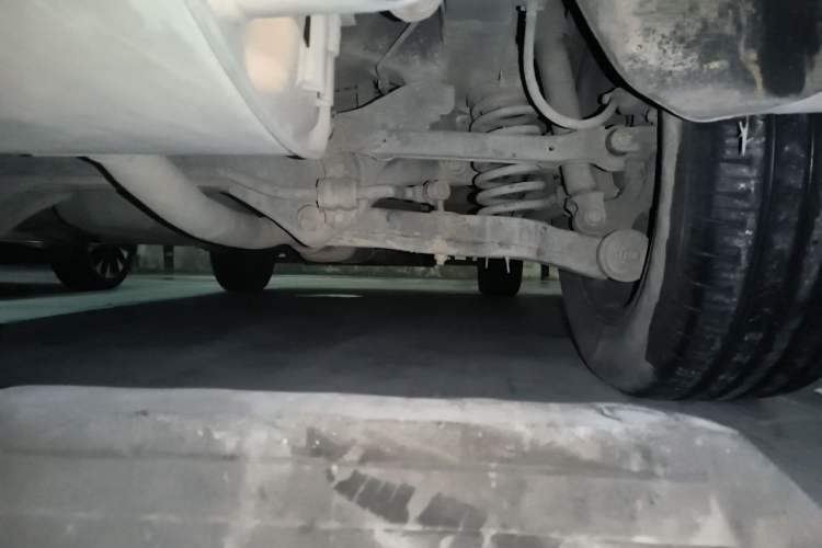 Used Hyundai ix35 2013 2.0L Automatic Two-Wheel Drive Smart GLS China IV Standard Chassis Rear Right