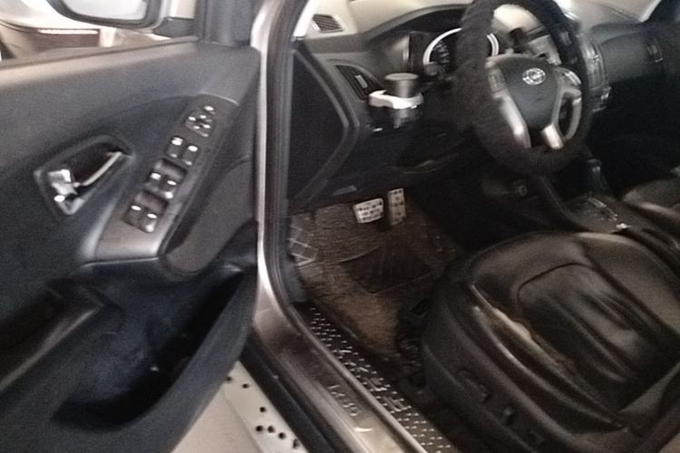 Used Hyundai ix35 2013 2.0L Automatic Two-Wheel Drive Smart GLS China IV Standard Driver Seat
