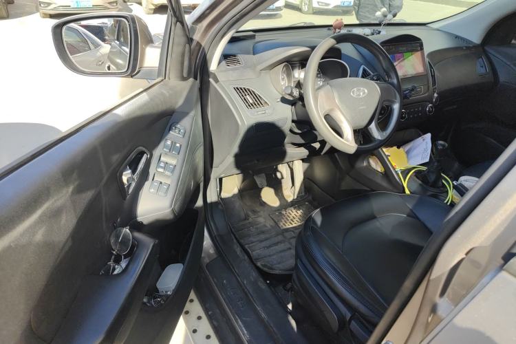 Used Hyundai ix35 2013 2.0L Manual 2WD Comfort GL China IV Standard Driver Seat