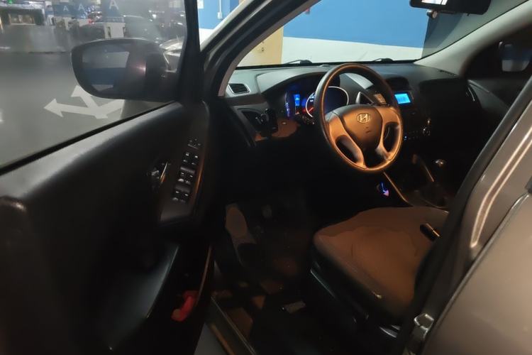 Used Hyundai ix35 2013 2.0L Manual 2WD Comfort GL China IV Standard Driver Seat