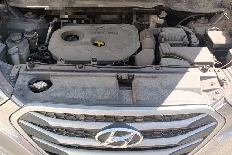 Used Hyundai ix35 2013 2.0L Automatic 2WD Comfort GL China IV Standard Engine Bay