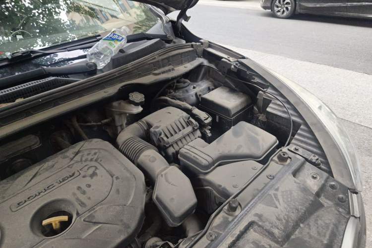 Used Hyundai ix35 2013 2.0L Automatic Two-Wheel Drive Smart GLS China V Standard Engine Bay Left
