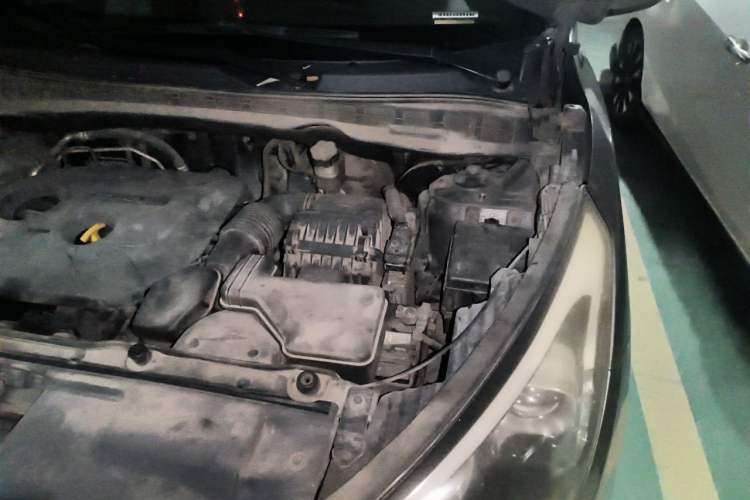 Used Hyundai ix35 2013 2.0L Automatic Two-Wheel Drive Smart GLS China IV Standard Engine Bay Left