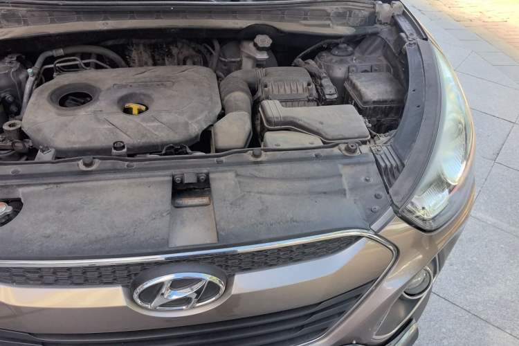 Used Hyundai ix35 2013 2.0L Automatic Two-Wheel Drive Smart GLS China IV Standard Engine Bay Left