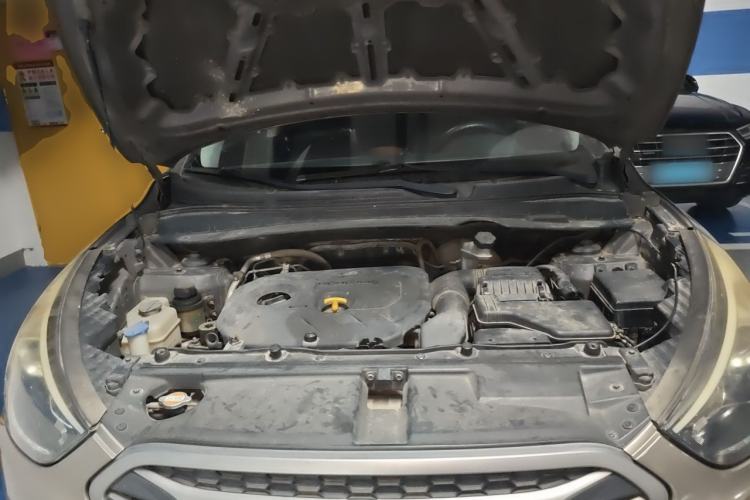 Used Hyundai ix35 2013 2.0L Manual 2WD Comfort GL China IV Standard Engine Bay
