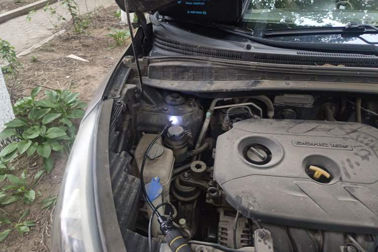 Used Hyundai ix35 2013 2.0L Automatic Two-Wheel Drive Smart GLS China V Standard Engine Bay Right