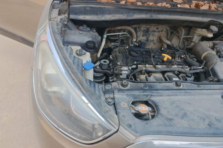 Used Hyundai ix35 2013 2.0L Automatic 2WD Comfort GL China IV Standard Engine Bay Right