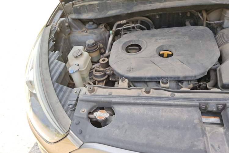 Used Hyundai ix35 2013 2.0L Automatic Two-Wheel Drive Smart GLS China IV Standard Engine Bay Right