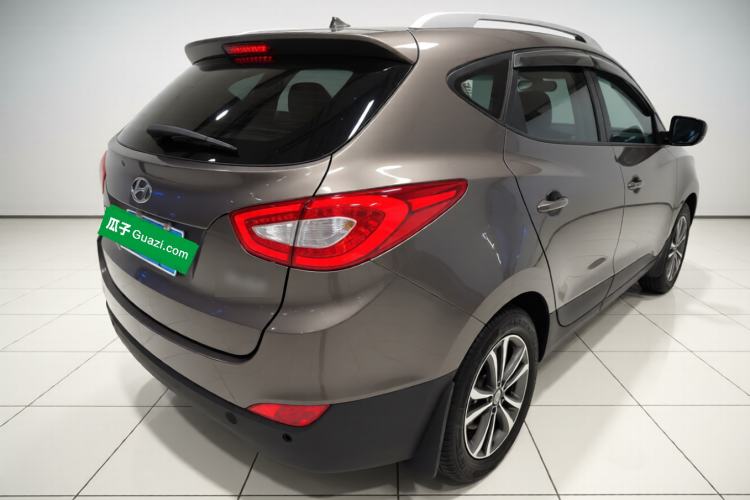 Used Hyundai ix35 2013 2.0L Automatic Two-Wheel Drive Smart GLS China IV Standard Exterior 5