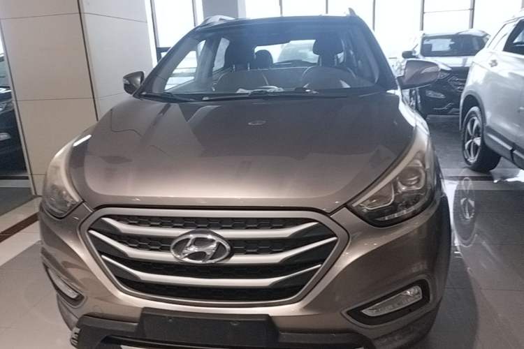 Used Hyundai ix35 2013 2.0L Automatic Two-Wheel Drive Smart GLS China IV Standard Front