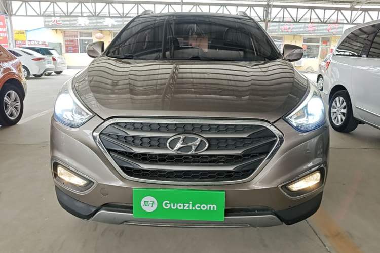 Used Hyundai ix35 2013 2.0L Automatic Two-Wheel Drive Smart GLS China IV Standard Front