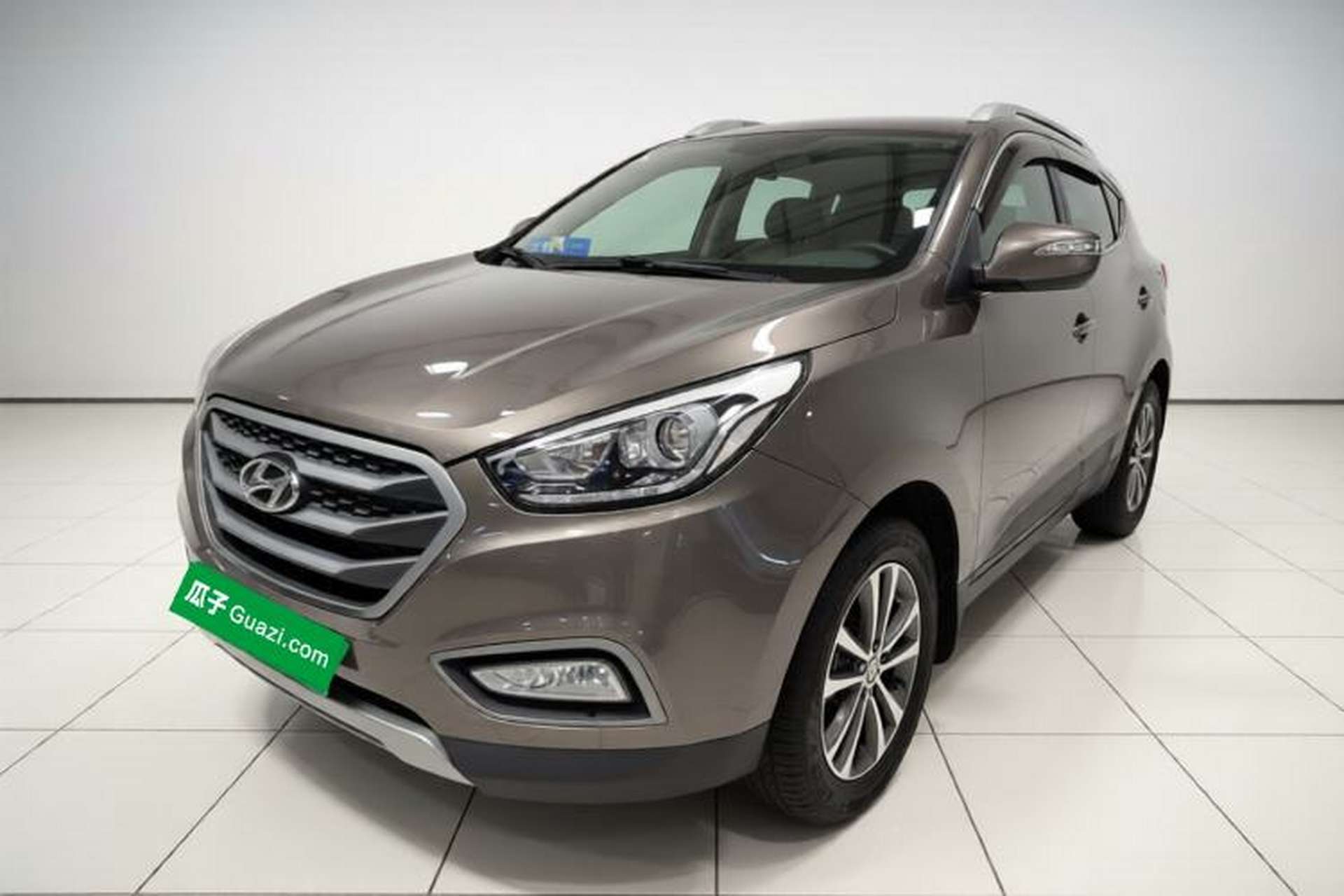 Used Hyundai ix35 2013 2.0L Automatic Two-Wheel Drive Smart GLS China IV Standard Front Left 45 Deg