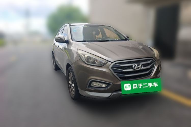 Used Hyundai ix35 2013 2.0L Automatic 2WD Comfort GL China IV Standard Front Right 45 Deg