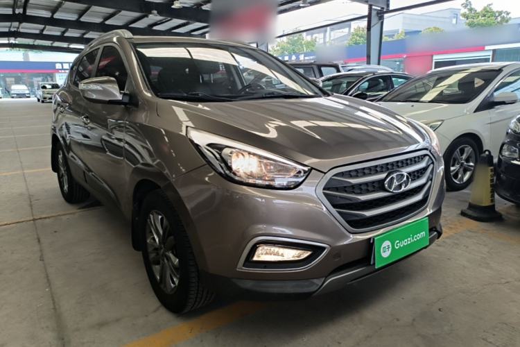 Used Hyundai ix35 2013 2.0L Automatic Two-Wheel Drive Smart GLS China IV Standard Front Right 45 Deg