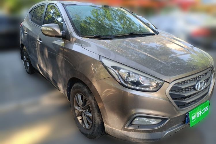 Used Hyundai ix35 2013 2.0L Automatic Two-Wheel Drive Comfort GL China V Standard Front Right 45 Deg