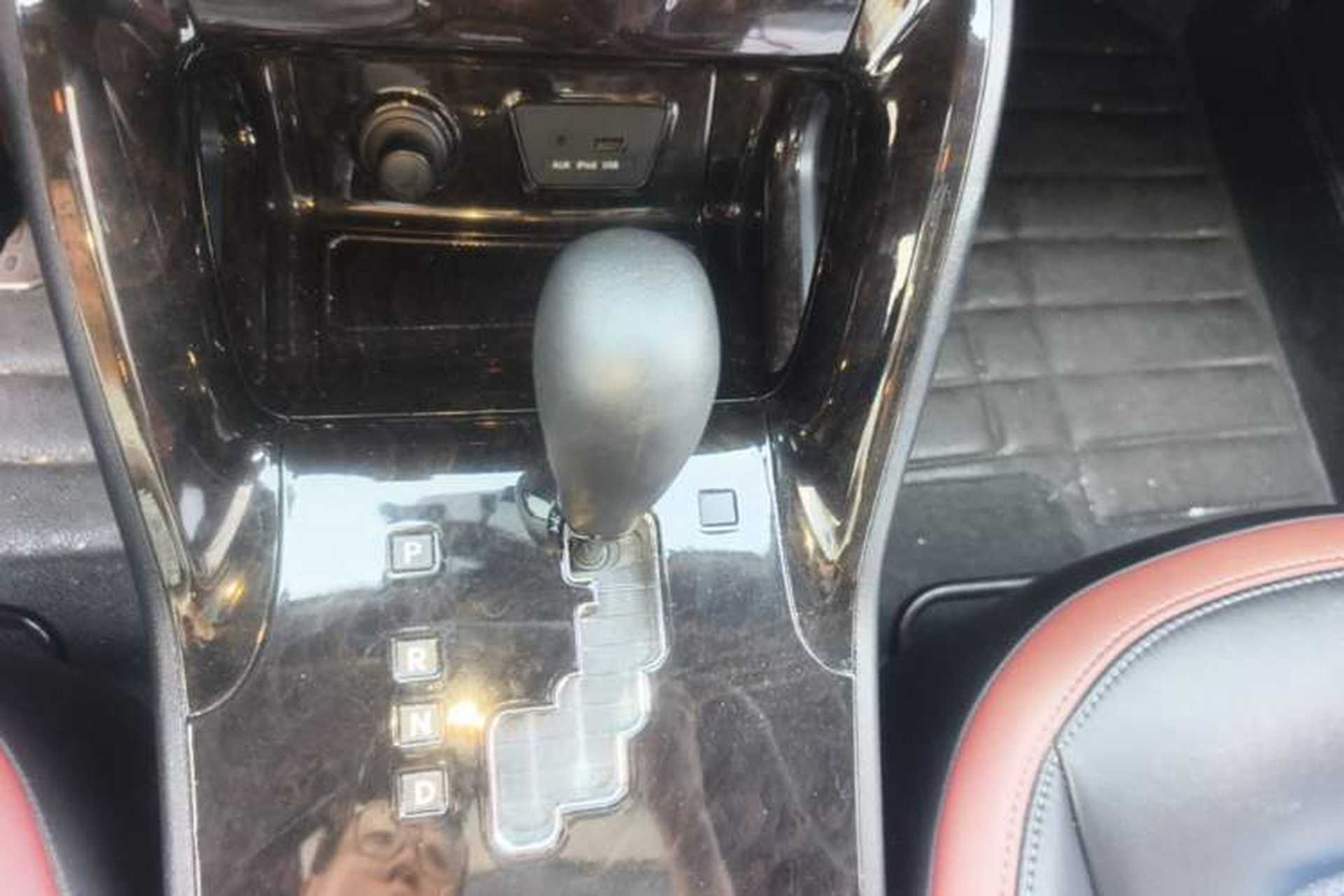 Used Hyundai ix35 2013 2.0L Automatic 2WD Comfort GL China IV Standard Gear Lever