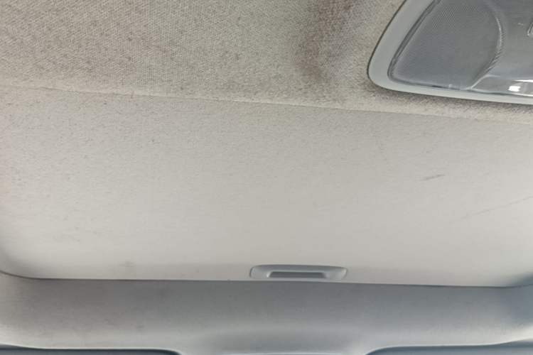 Used Hyundai ix35 2013 2.0L Automatic 2WD Comfort GL China IV Standard Headliner