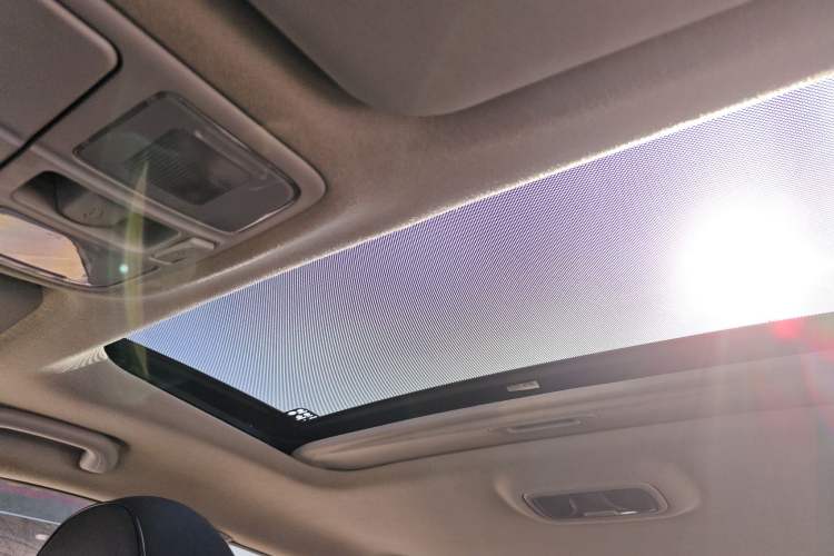 Used Hyundai ix35 2013 2.0L Automatic 2WD Comfort GL China IV Standard Headliner