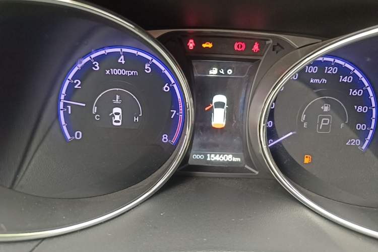 Used Hyundai ix35 2013 2.0L Automatic Two-Wheel Drive Leading GLX China V Emission Standard Instrument Cluster