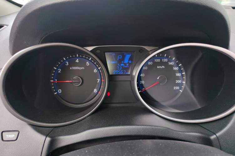 Used Hyundai ix35 2013 2.0L Automatic 2WD Comfort GL China IV Standard Instrument Cluster