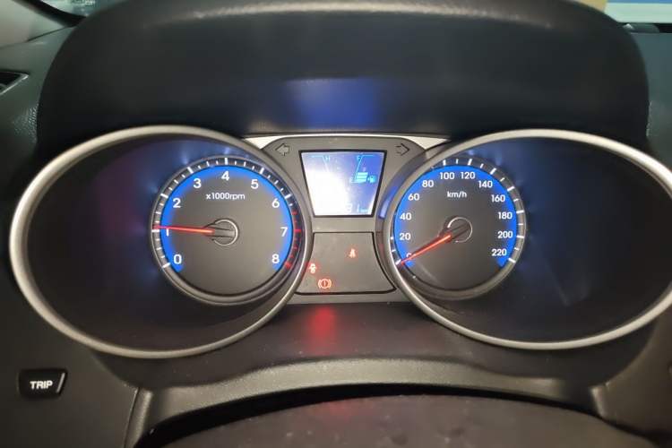 Used Hyundai ix35 2013 2.0L Manual 2WD Comfort GL China IV Standard Instrument Cluster