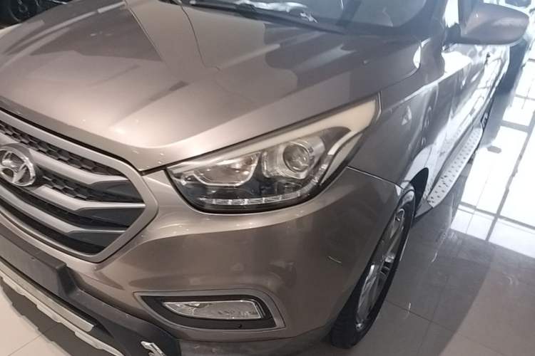 Used Hyundai ix35 2013 2.0L Automatic Two-Wheel Drive Smart GLS China IV Standard Left Front Headlight