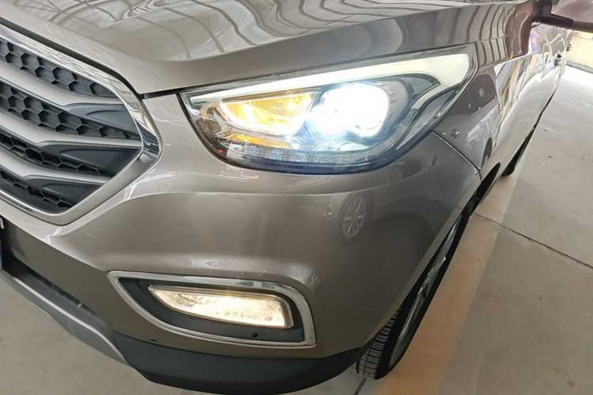 Used Hyundai ix35 2013 2.0L Automatic Two-Wheel Drive Smart GLS China IV Standard Left Front Headlight