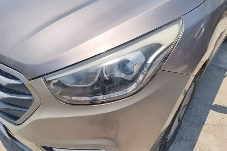 Used Hyundai ix35 2013 2.0L Automatic Two-Wheel Drive Smart GLS China IV Standard Left Front Headlight