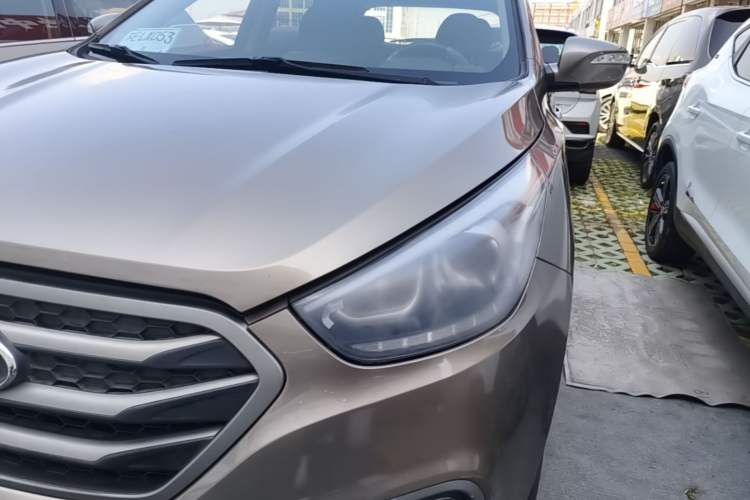 Used Hyundai ix35 2013 2.0L Automatic Two-Wheel Drive Smart GLS China IV Standard Left Front Headlight