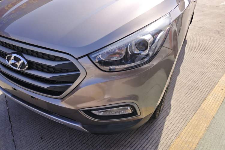 Used Hyundai ix35 2013 2.0L Automatic 2WD Comfort GL China IV Standard Left Front Headlight
