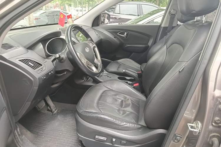 Used Hyundai ix35 2013 2.0L Automatic Two-Wheel Drive Leading GLX China V Emission Standard Left Front Seat