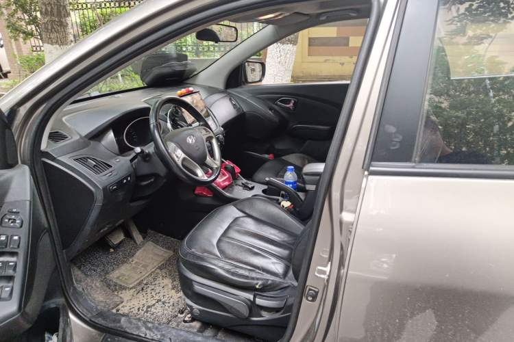 Used Hyundai ix35 2013 2.0L Automatic Two-Wheel Drive Smart GLS China V Standard Left Front Seat