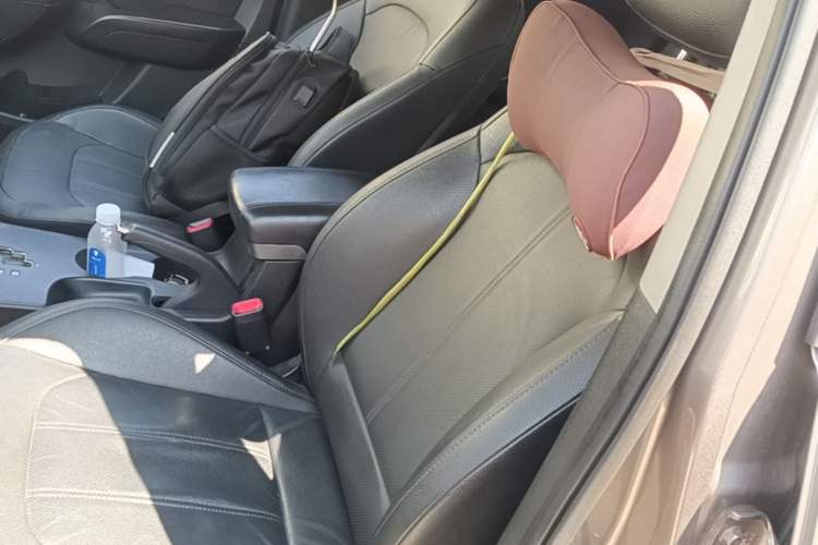Used Hyundai ix35 2013 2.0L Automatic 2WD Comfort GL China IV Standard Left Front Seat