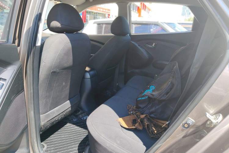 Used Hyundai ix35 2013 2.0L Manual 2WD Comfort GL China IV Standard Left Rear Seat