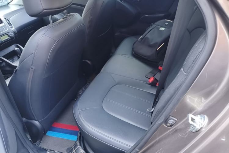 Used Hyundai ix35 2013 2.0L Automatic Two-Wheel Drive Smart GLS China IV Standard Left Rear Seat