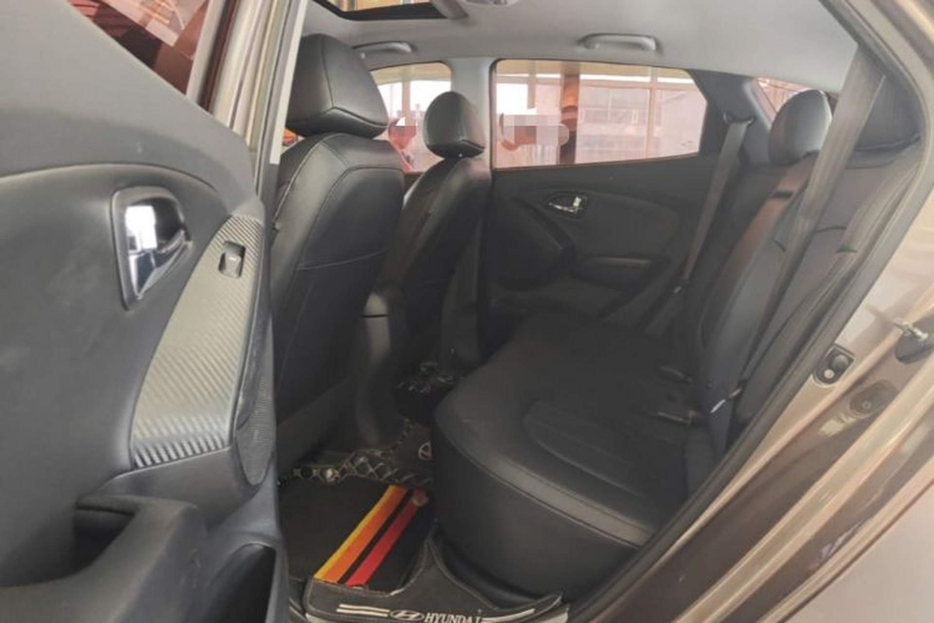 Used Hyundai ix35 2013 2.0L Automatic Two-Wheel Drive Smart GLS China IV Standard Left Rear Seat