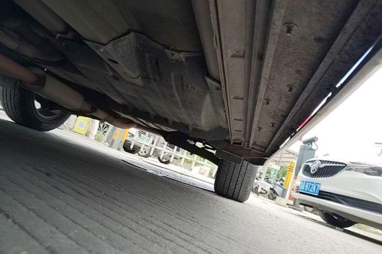 Used Hyundai ix35 2013 2.0L Automatic Two-Wheel Drive Smart GLS China IV Standard Left Side Sill