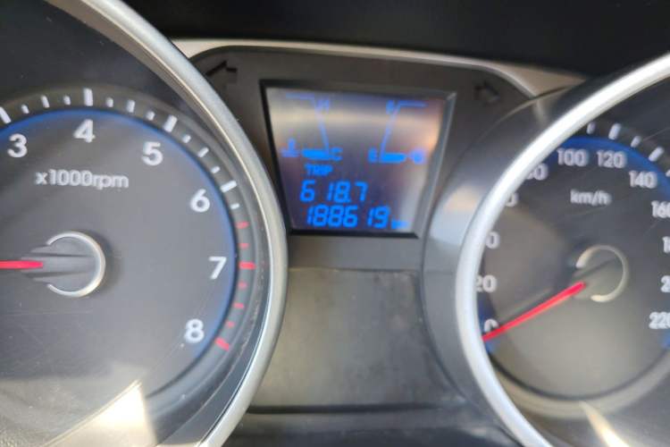 Used Hyundai ix35 2013 2.0L Manual 2WD Comfort GL China IV Standard Odometer Close Up