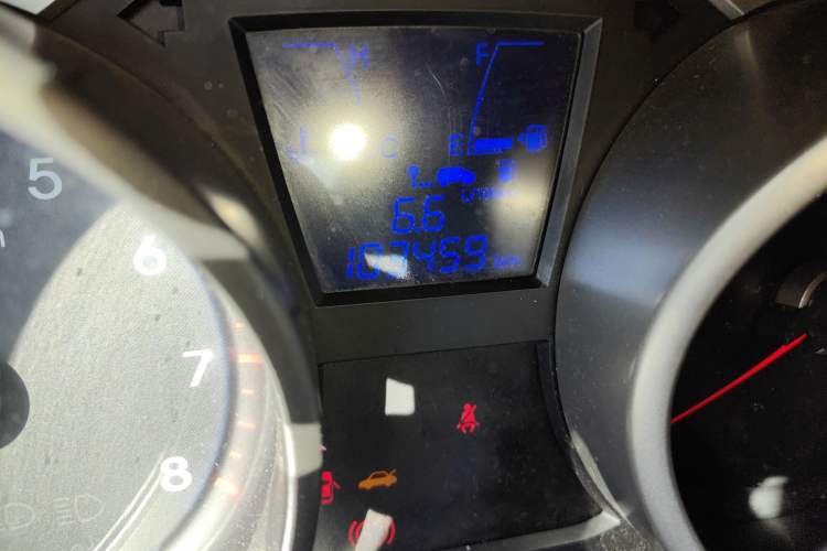 Used Hyundai ix35 2013 2.0L Manual 2WD Comfort GL China IV Standard Odometer Close Up