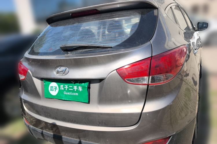 Used Hyundai ix35 2013 2.0L Automatic Two-Wheel Drive Smart GLS China IV Standard Rear
