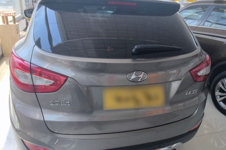 Used Hyundai ix35 2013 2.0L Automatic Two-Wheel Drive Smart GLS China IV Standard Rear
