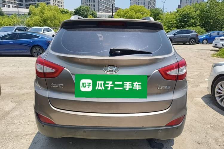 Used Hyundai ix35 2013 2.0L Automatic Two-Wheel Drive Smart GLS China IV Standard Rear