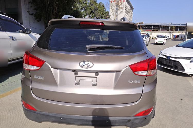 Used Hyundai ix35 2013 2.0L Automatic 2WD Comfort GL China IV Standard Rear