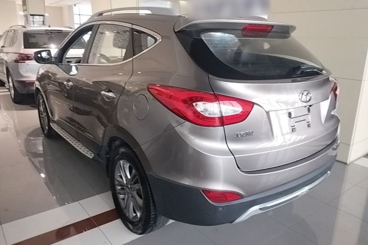 Used Hyundai ix35 2013 2.0L Automatic Two-Wheel Drive Smart GLS China IV Standard Rear Left 45 Deg